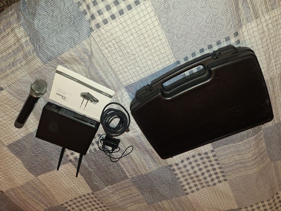 Безжичен микрофон T Bone