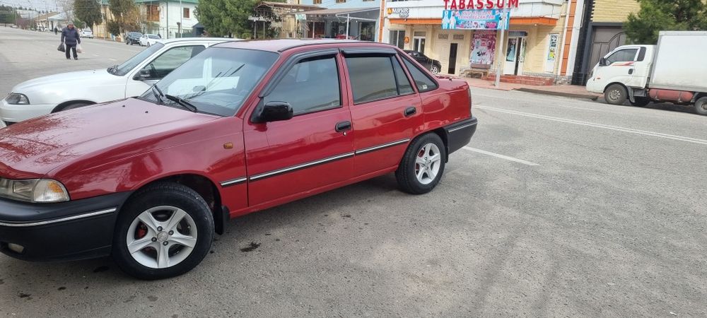 Нексия 1 1999 сонс