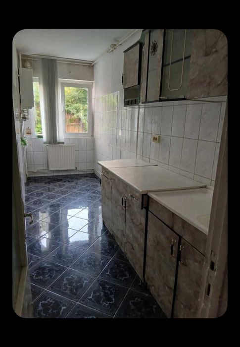 Apartament 2 camere,decomandat,1/4 Astra II