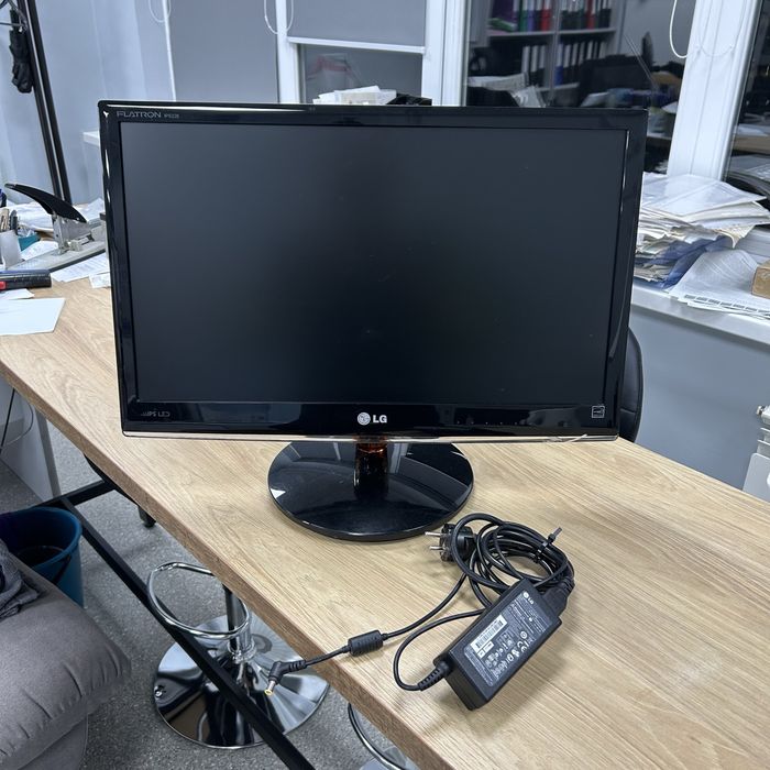 Монитор LG Flatron IPS226V 21.5