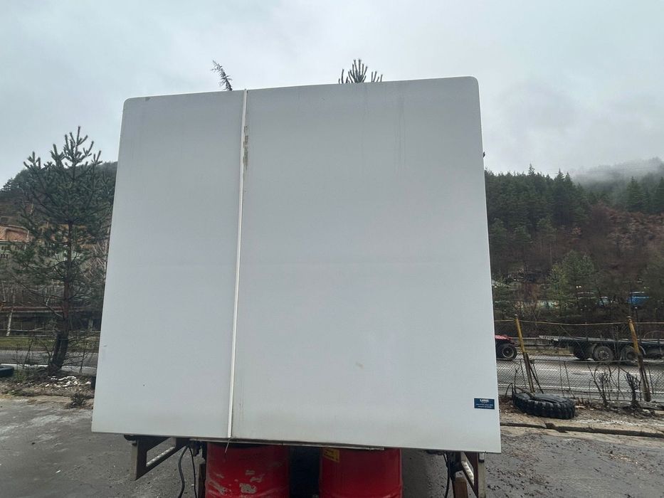 Минусов хладилен фургон