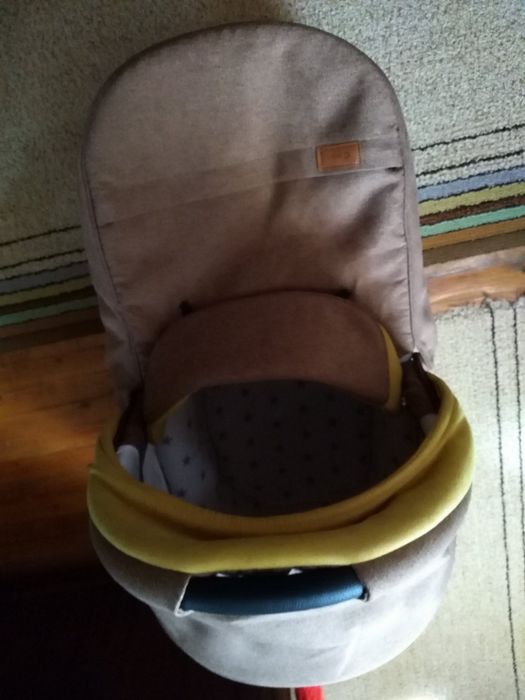 Бебешка количка отлично състояние