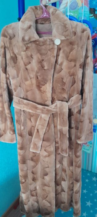 Продам шубу норковую