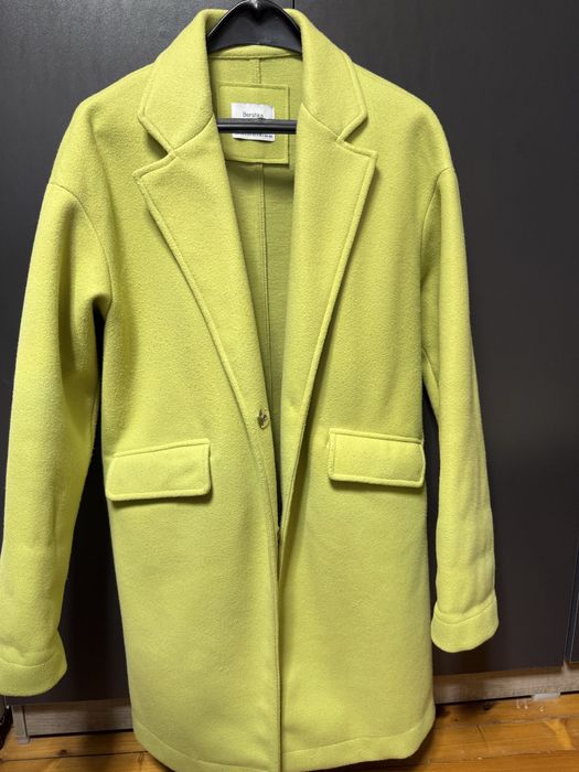 Дамско палто Bershka