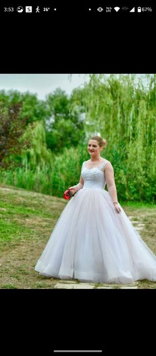 Rochie de mireasa printesa
