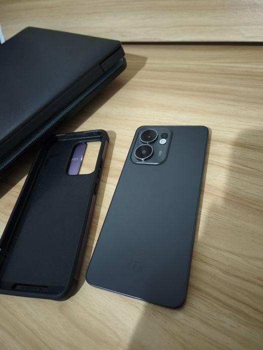 Telefon OPPO Reno 13F
