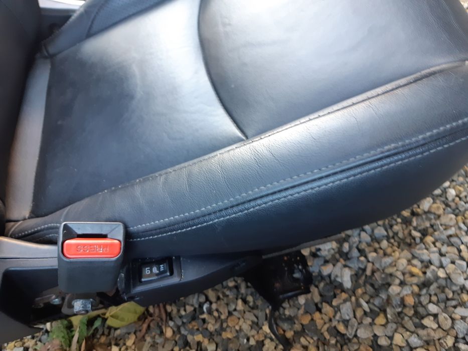 Interior piele incalzit peugeot 4007 citroen c crosser 750lei