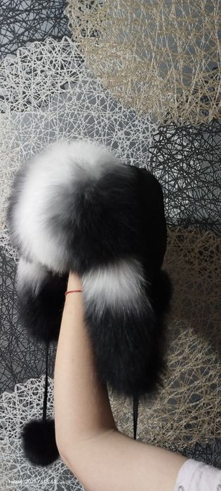 Продам шапку ушанку женскую