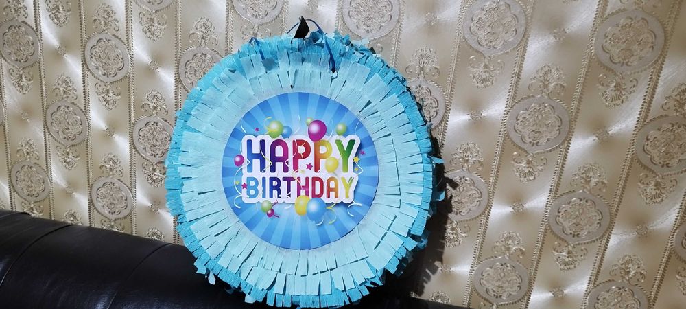 Изработвам пинята по избор на клиента.