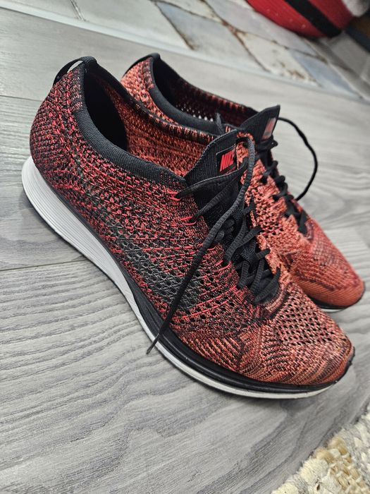 Nike Flyknit Racer