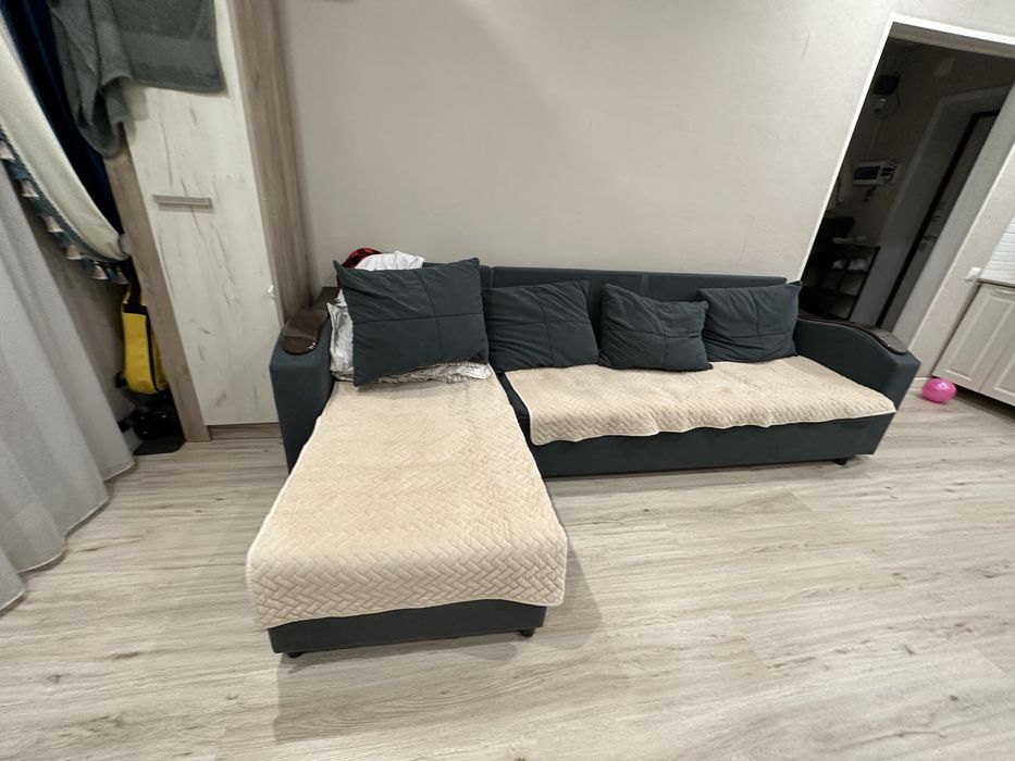 Диван в хорошем состоянии