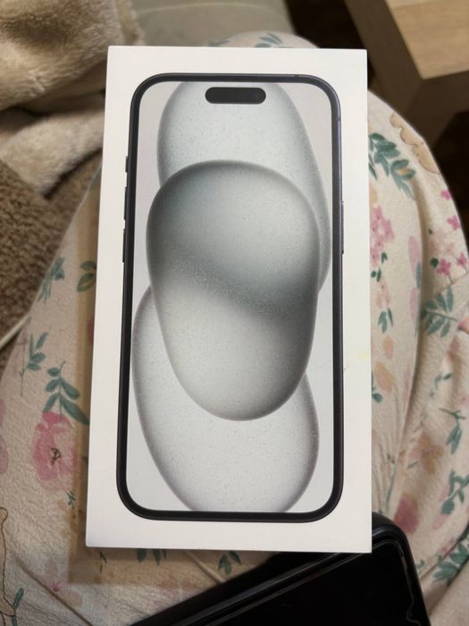 айфон 15 с гарантией