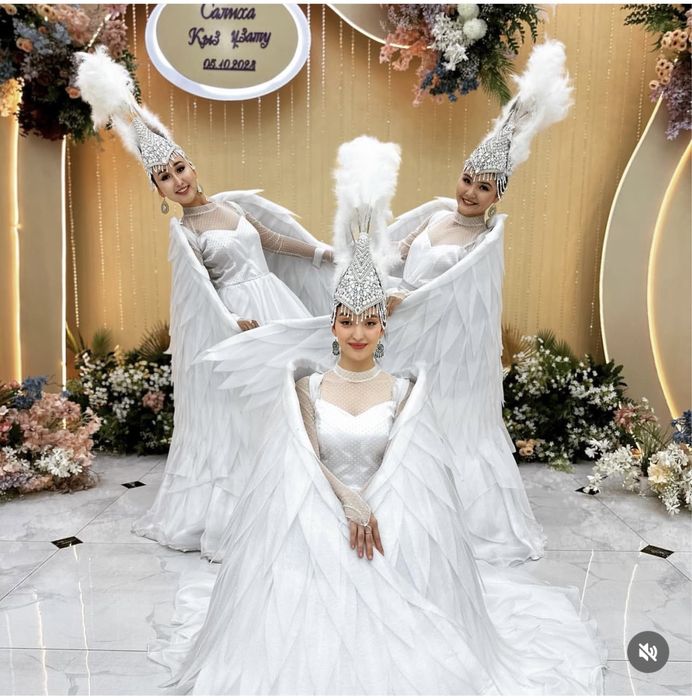 Танцевальные костюмы