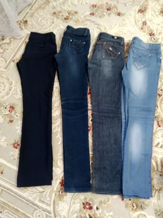 Продам джинсы,брюки
