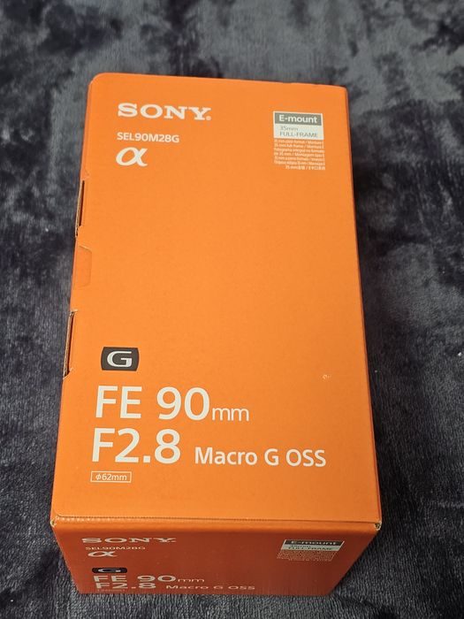 Obiectiv  Sony FE 90mm F/2,8 Macro G Oss