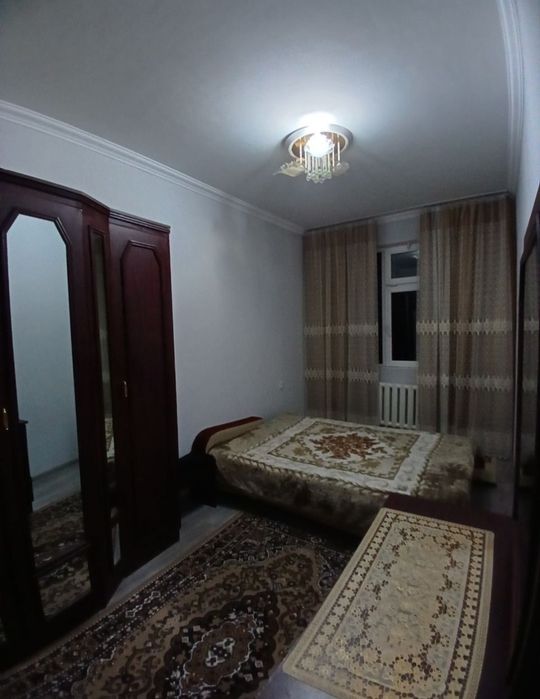 Аренда 2/4/4,50м2,болкон 1.5×3,НЕ торец! Массив Феруза, кафе Шукрона!