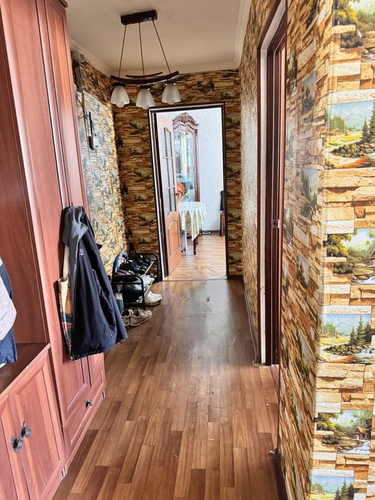 Продам 2 комнатную квартиру