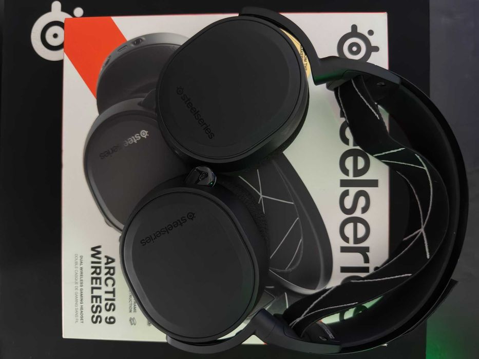 Căști gaming SteelSeries Arctis 9 Wireless - Impecabile / Pachet complet