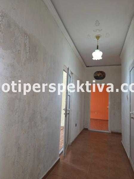 реф.19023 Четири отделни стаи, реална квадратура-бул. Южен!