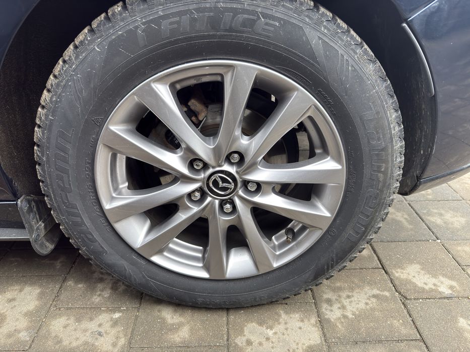 ОРИГИНАЛНИ МАЗДА ДЖАНТИ 16’ + 4 зимни гуми + 4 Летни гуми