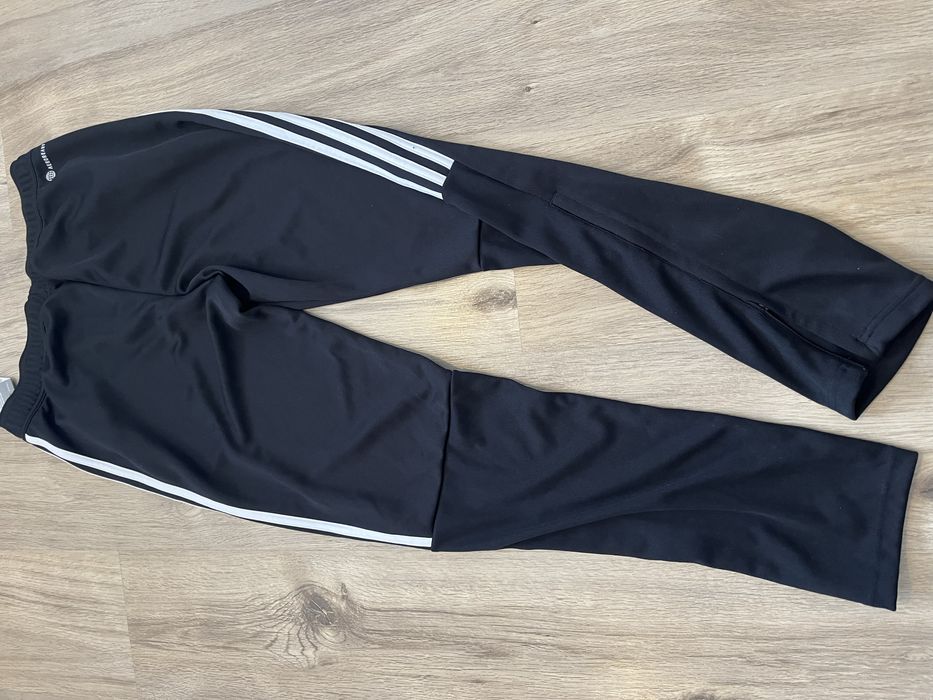 Pantaloni adidas