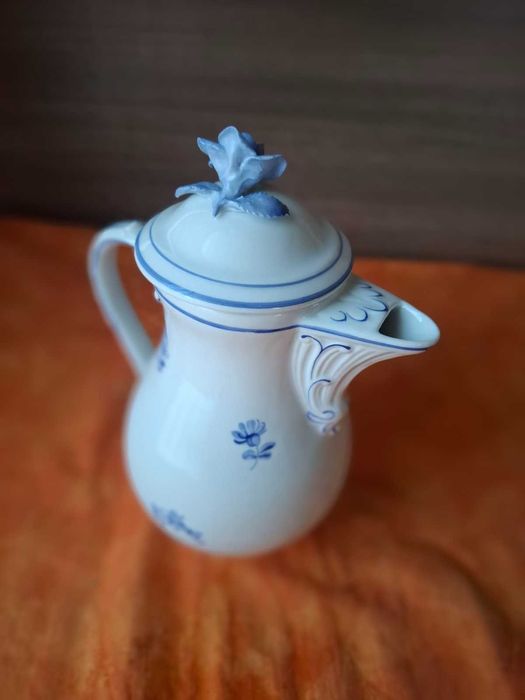 Порцеланови чайници