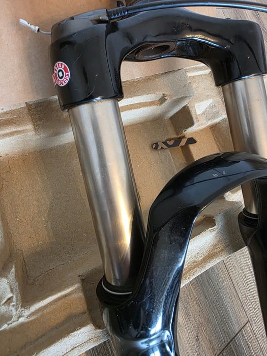 Vand Furca SR Suntour XCR 29" – Cursa 100mm, Brate 32mm, Ax QR 9mm