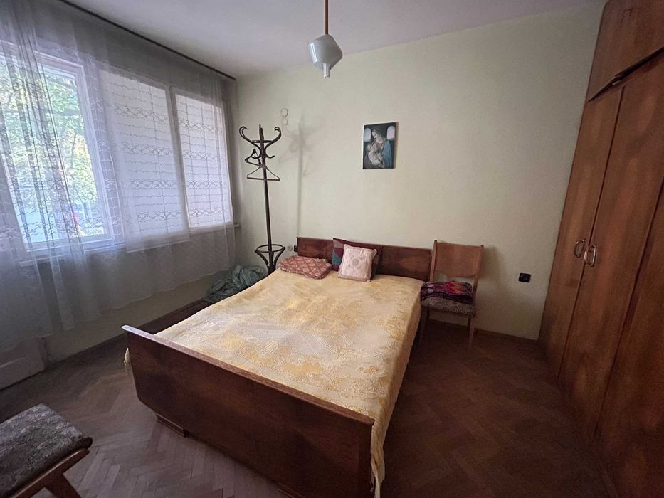 Продава  Тристаен апартамент в кв. Дружба , град Хасково