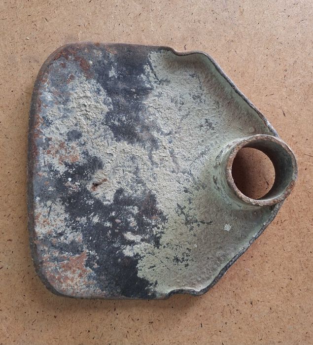 Лопаты, грабли, кетмень, теша