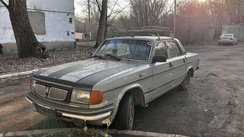 Продаю 2 Волги 31029