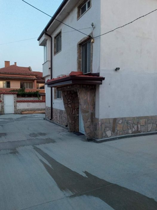 Продава се Къща в Раковски - 150 кв.м за 1334 €/кв.м - Снимка #2