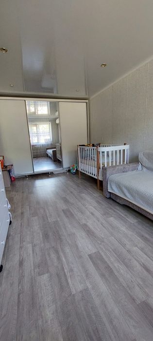 Продам 1 комнатную  квартиру