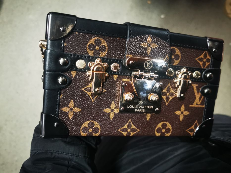 Louis Vuitton чанта