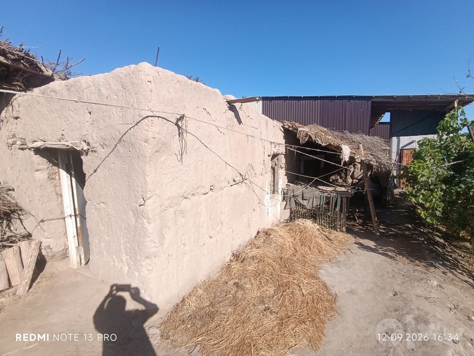 Урганч туман Пахтакорда 700 кв Турар жой СОТИЛАДИ.мактаб богча поликли