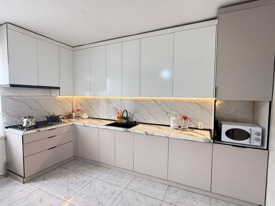 Продам двухэтажный дом