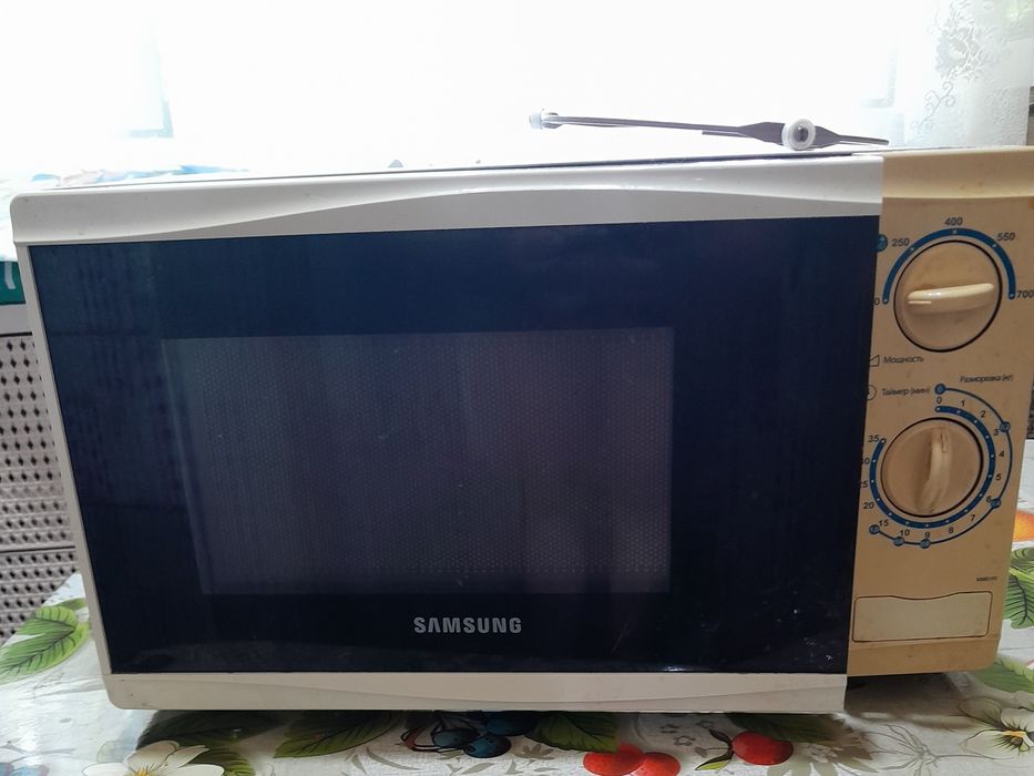 Продам Микроволновка Samsung б/у