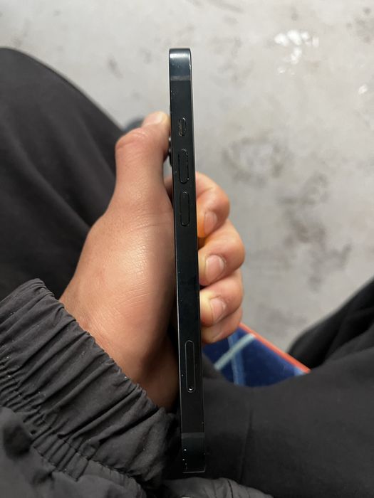 Айфон 13 срочно.