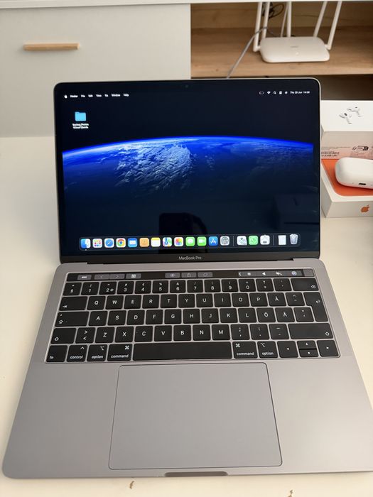 Apple MacBook Pro 13” late 2018 i7 Rosu • OLX.ro