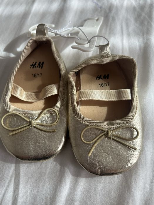 Обувчици HM 16/17 номер