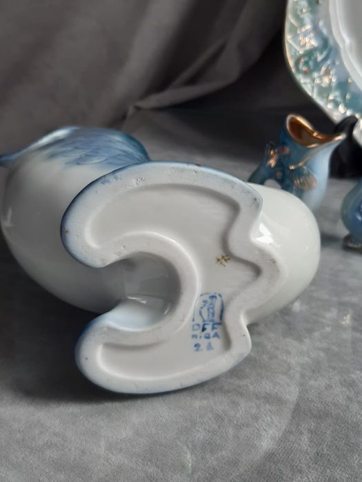 Сервиз фарфоровый