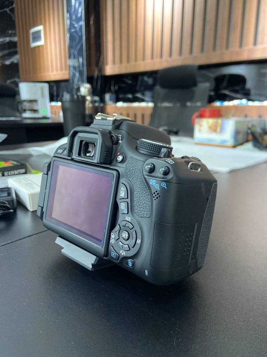 Fotoaparat Canon 600D