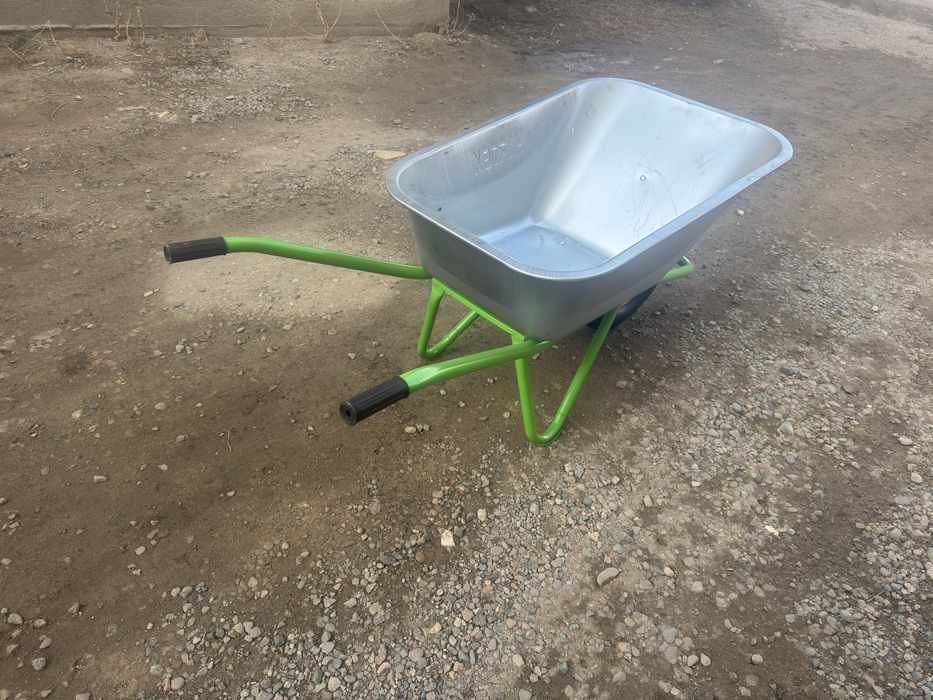 Продам тачку новая