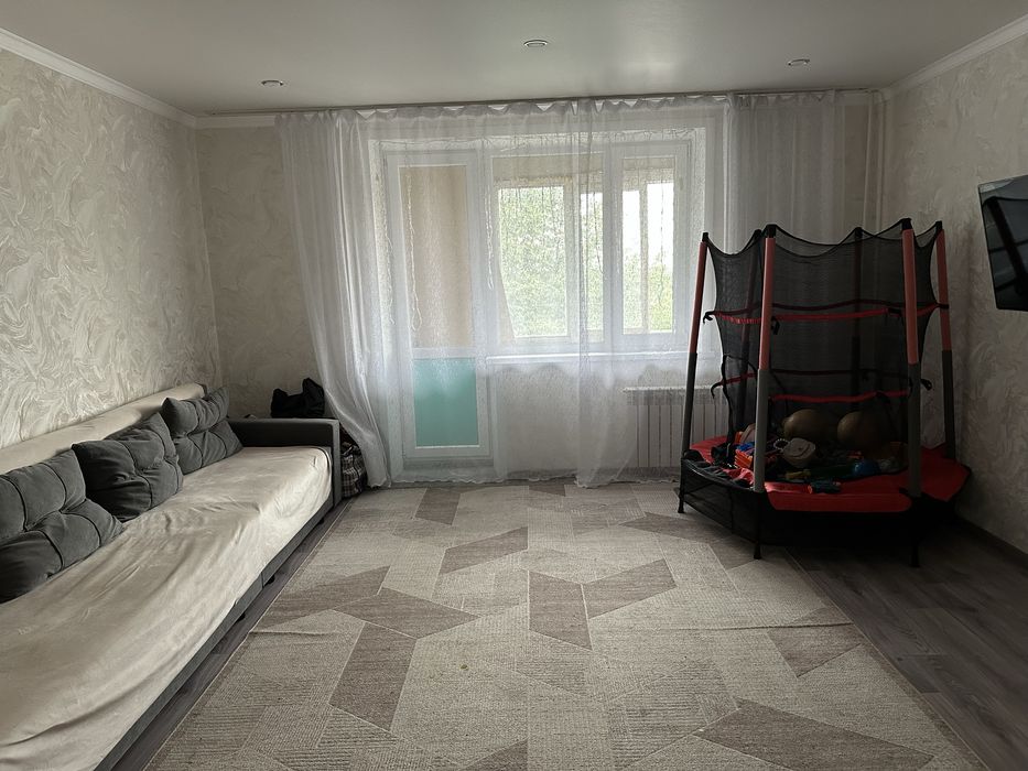 Продам 3-х комнатную квартиру