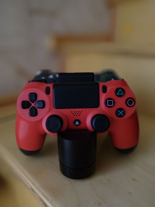 PlayStation 4 sotiladi