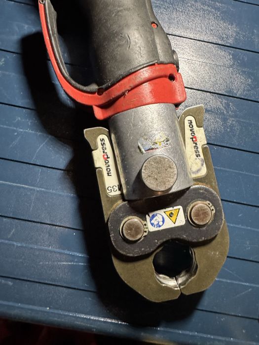 Presa Novopress ACO 202