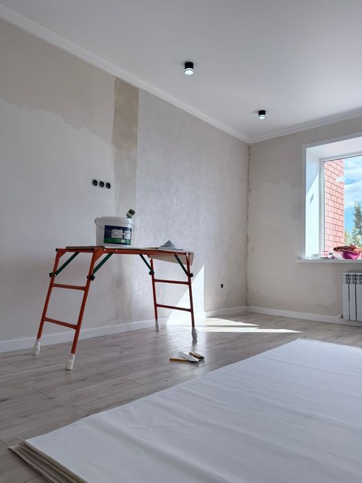 Шпаклёвка и поклейка обоев