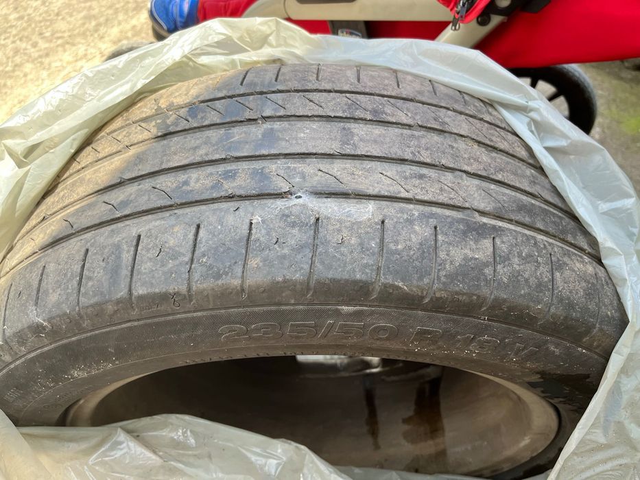 Vand roata cu janta de aluminiu