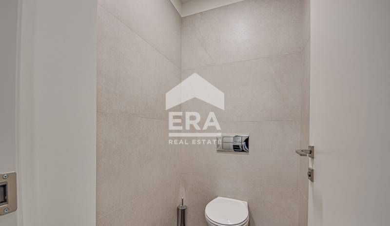 Дава се под наем Офис в София, Лозенец - 112 кв.м за 1122 € - Снимка #6