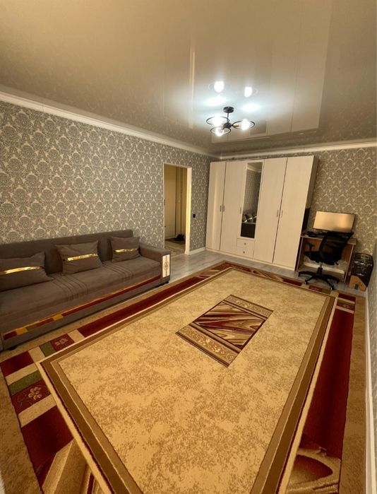 Продаётся 1 к кв на 8 мкр