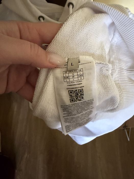 Оригинален суичър Guess